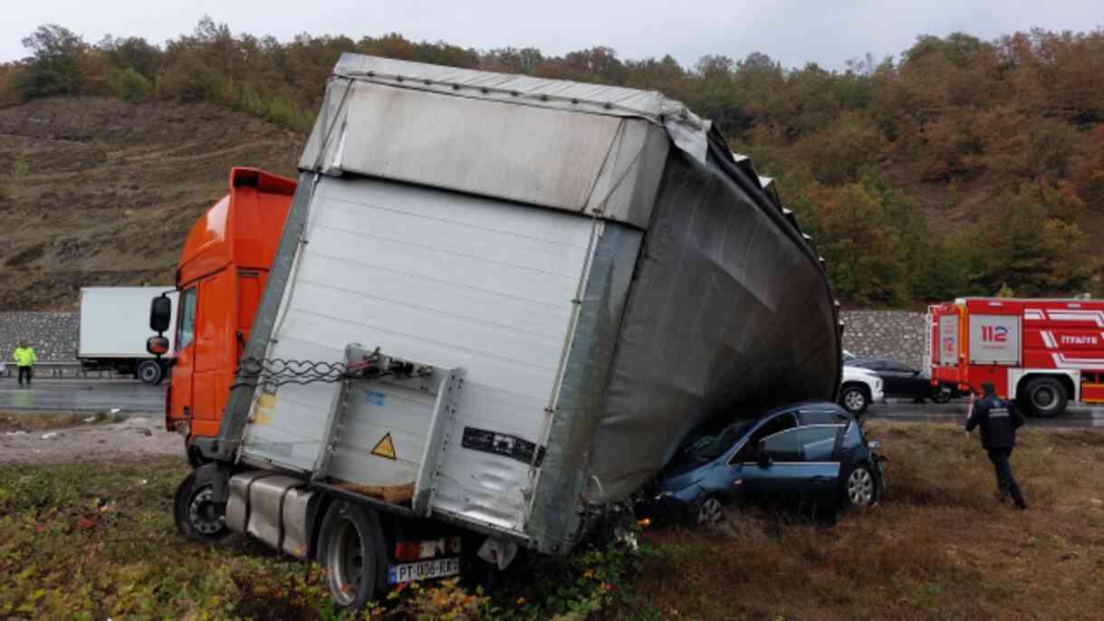 Samsun-Ankara kara yolunda zincirleme trafik kazası: 3 ölü, 6 yaralı