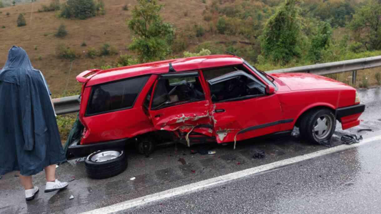 Samsun-Ankara kara yolunda zincirleme trafik kazası: 3 ölü, 6 yaralı