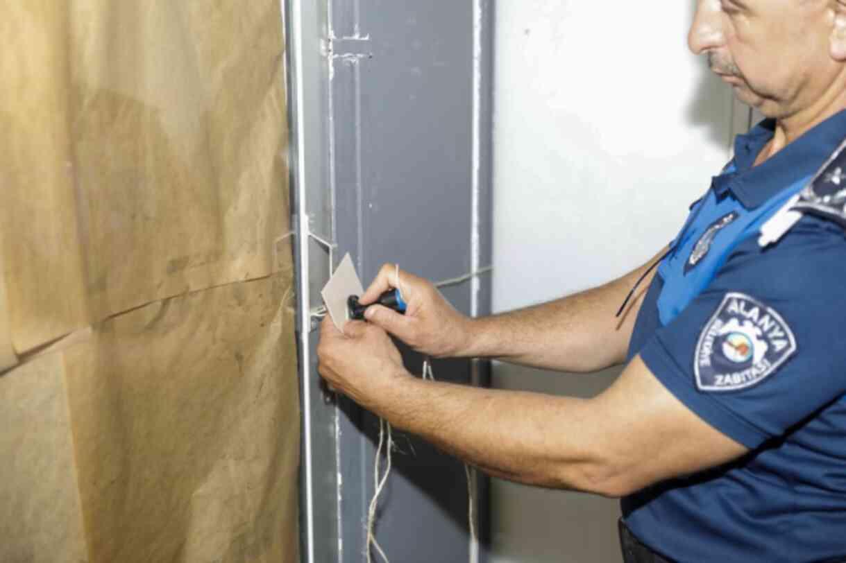 Zabıta ekipleri gözlerine inanamadı! Zehir saçan işletme mühürlendi