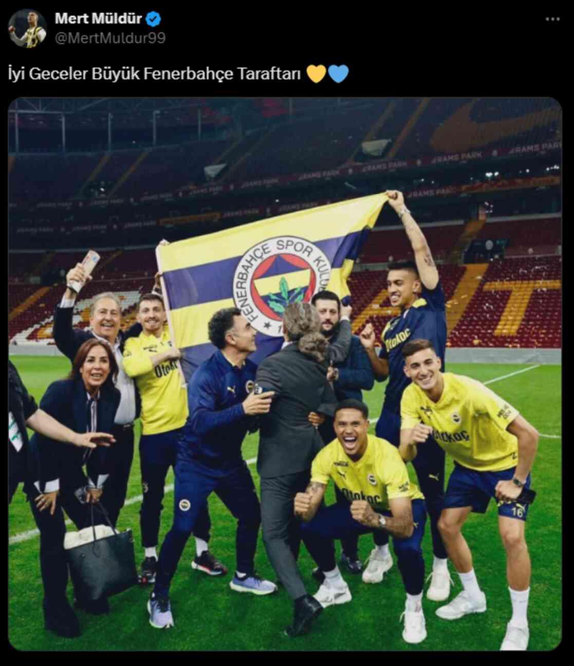 Fenerbahçeli futbolculardan Galatasaray'ın elenmesi sonrası olay paylaşımlar