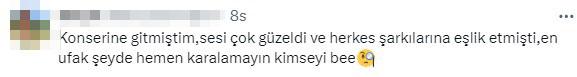 Emre Fel'in canlı performansı dinleyicileri ikiye böldü! 'Patlıcanlı dondurma' diyen bile var