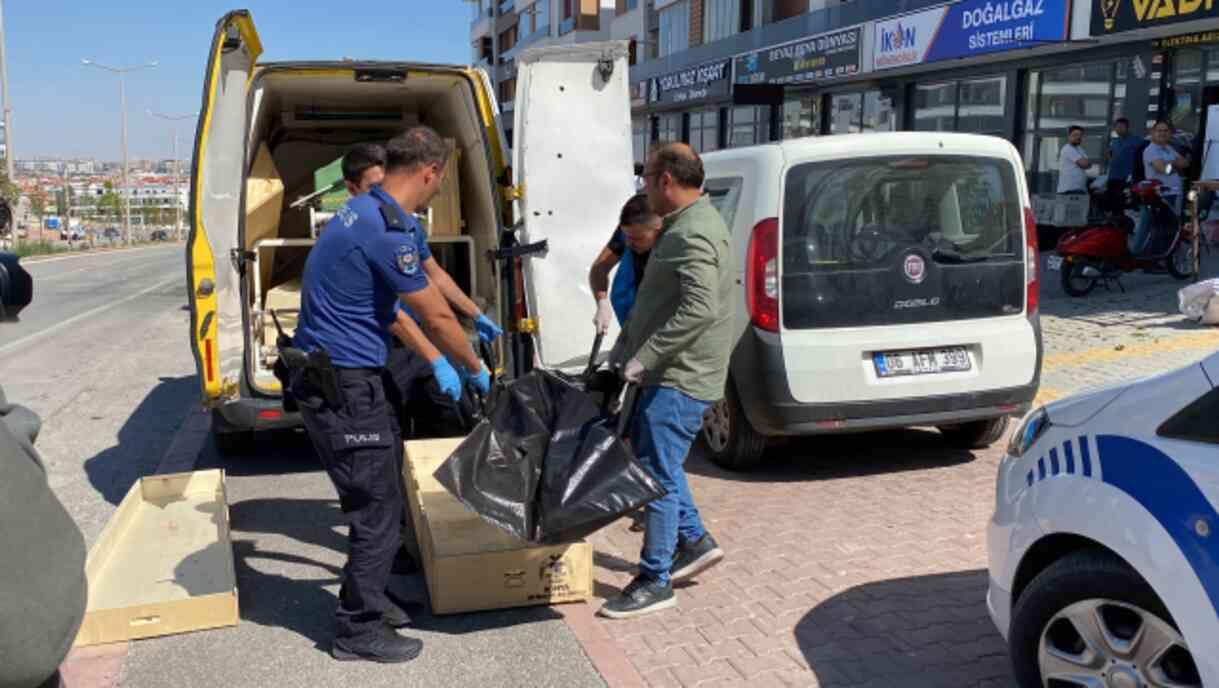 Genç kadın masaj salonunda bıçaklanarak öldürülmüş halde bulundu