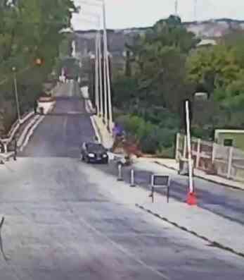 Yunan, sınır kapısını birbirine kattı! Polis en sonunda vurmak zorunda kaldı Yunan, sınır kapısını birbirine kattı! Polis en sonunda vurmak zorunda kaldı