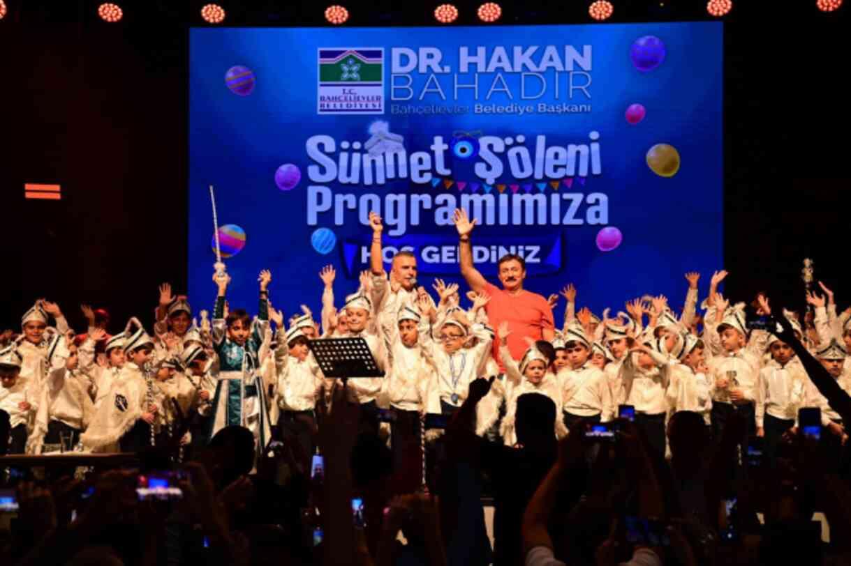 Berdan Mardini şölene gitti, belediye başkanından sünnet derilerini istedi