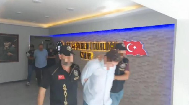 İzmir'de korkunç cinayet! Kafede başlayan vahşet sokakta devam etti