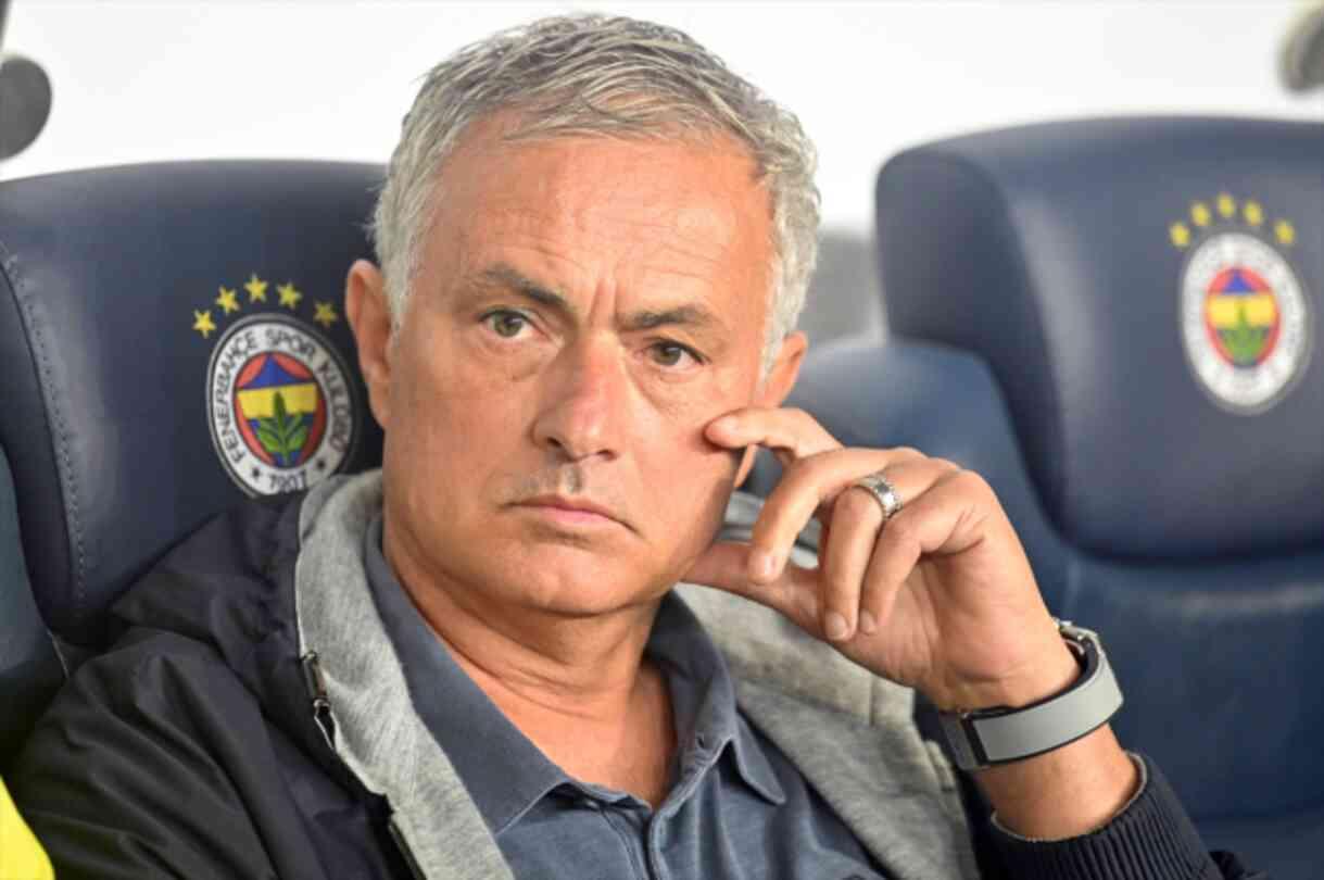 İddiaya jet hızında yalanlama! Mourinho'nun tepkisi Okan Buruk'a değil Ali Koç'aymış