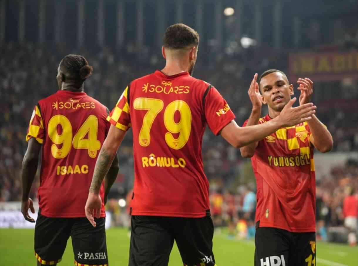 Rakibini sahadan sildi! Göztepe, Kayserispor'u 3-0 mağlup etti