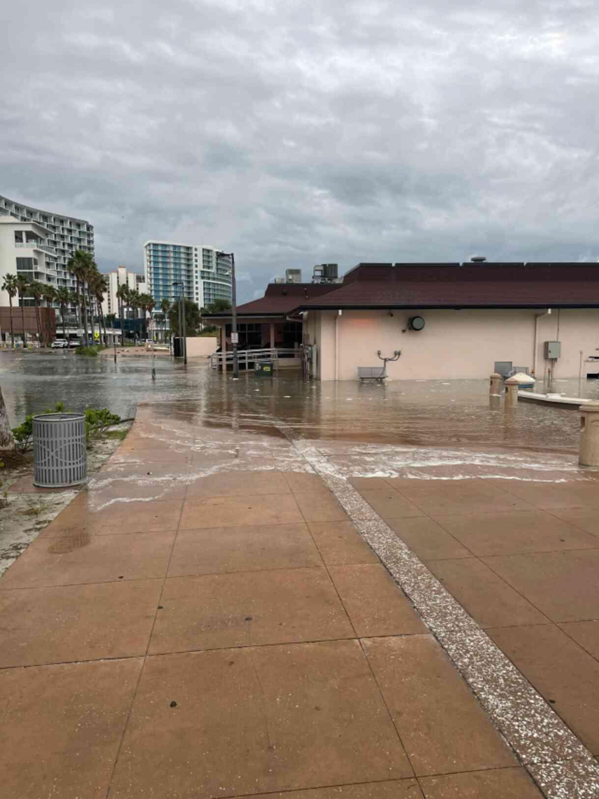 Helene Kasırgası, Florida'yı vurdu! OHAL ilan edildi