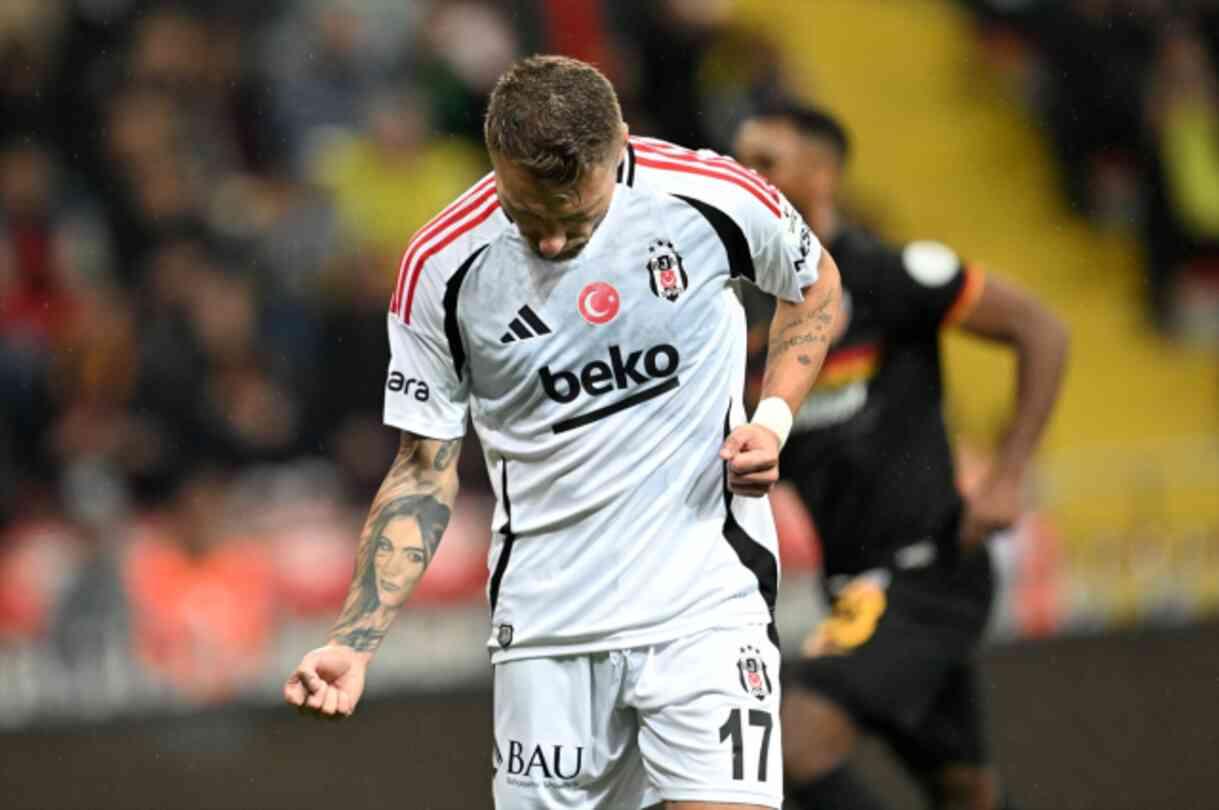 Beşiktaş, Kayserispor'u deplasmanda 3-0 mağlup etti