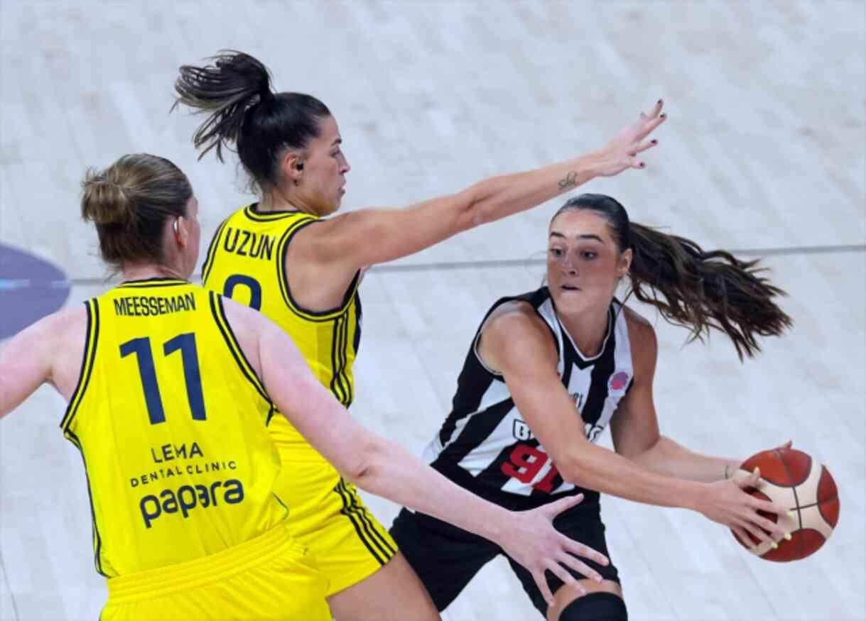 FIBA Kadınlar Süper Kupa'da şampiyon Fenerbahçe Opet