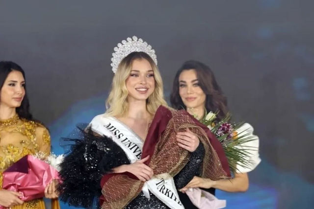 Miss Universe Türkiye birincisi eleştirilere dayanamayıp estetik itirafında bulundu