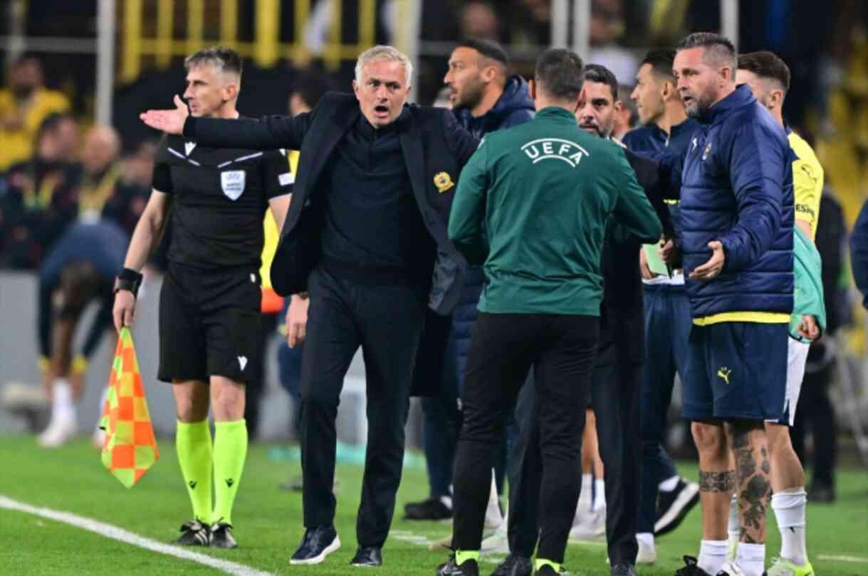 Fenerbahçe, Manchester United ile 1-1 berabere kaldı