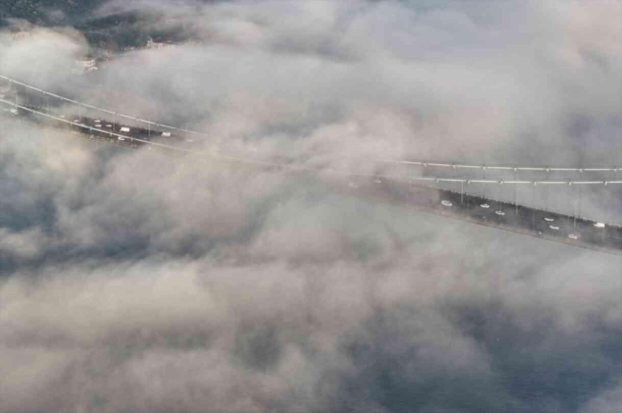 İstanbul'da deniz ulaşımına sis engeli! Çok sayıda sefer iptal edildi