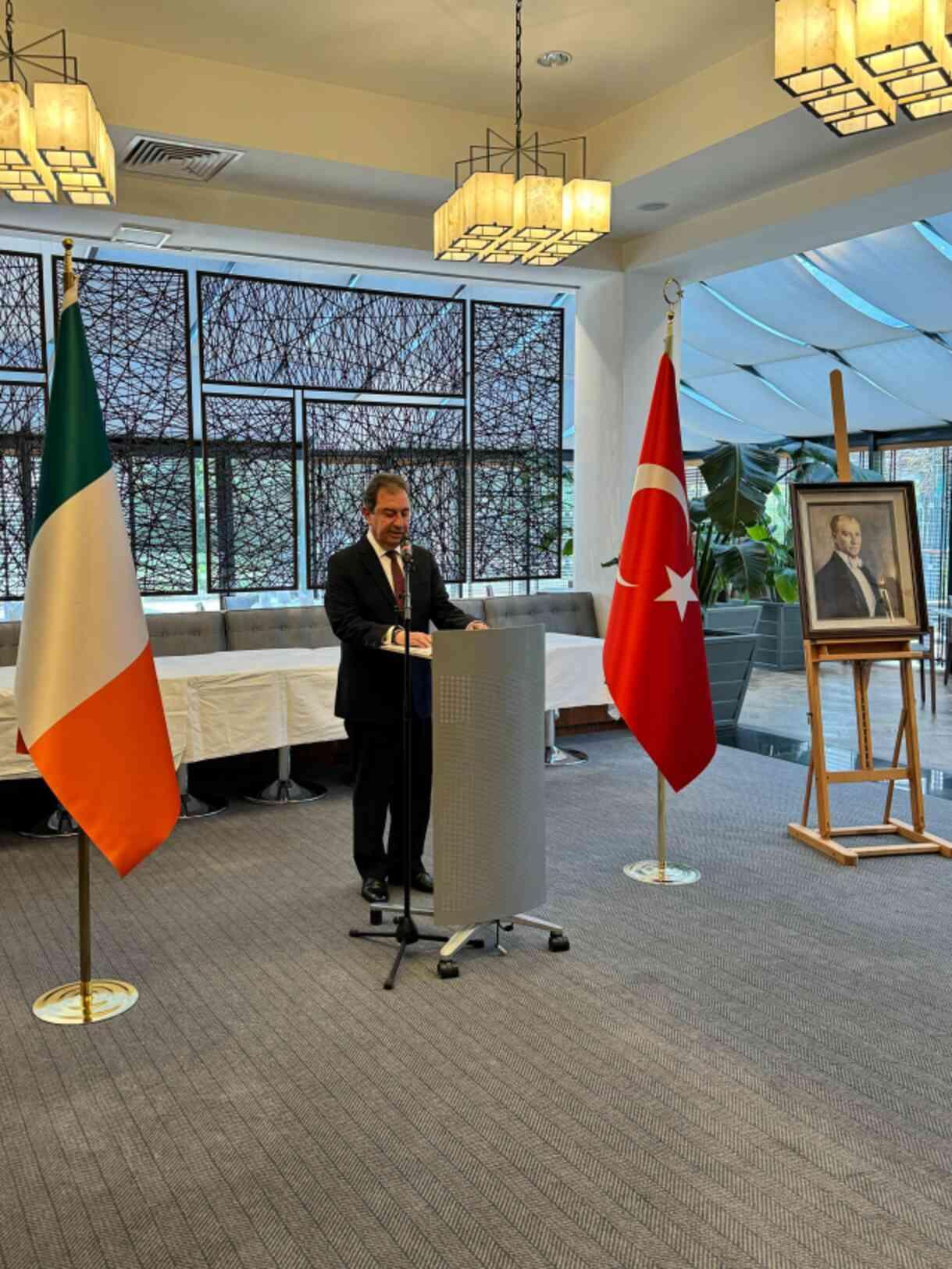 İrlanda'nın başkenti Dublin'de 'Cumhuriyet Bayramı' coşkusu