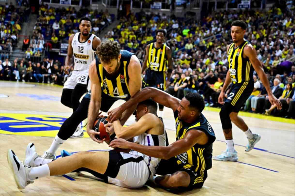 Fenerbahçe Beko, THY Euroleague'de Partizan'ı 89-72 yendi