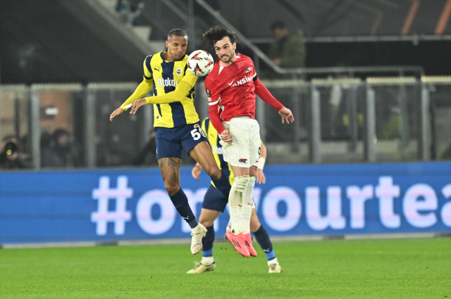 Fenerbahçe, AZ Alkmaar'a 3-1 yenildi