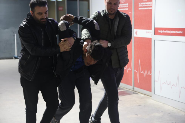 134 ayrı dosyadan 84 yıl hapis cezası olan firari: Adaletten kaçılmaz, polisimizi seviyoruz 134 ayrı dosyadan 84 yıl hapis cezası olan firari: Adaletten kaçılmaz, polisimizi seviyoruz