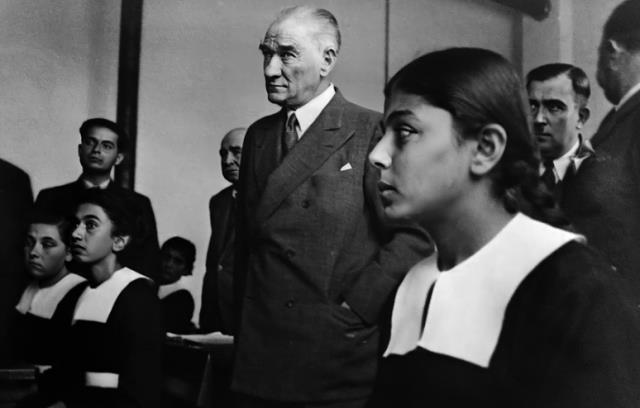 24 Kasım Öğretmenler Günü