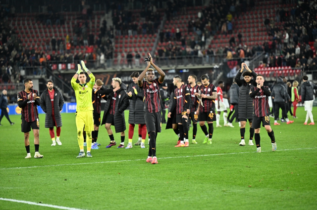 Galatasaray, AZ Alkmaar ile deplasmanda 1-1 berabere kaldı