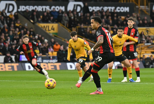 Justin Kluivert, Premier Lig tarihinde bir ilki başardı