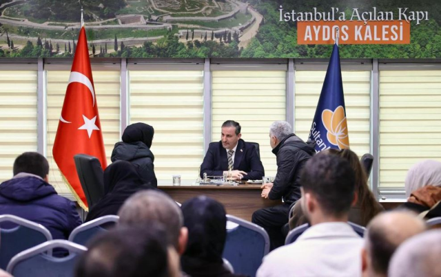 Sultanbeyli Belediye Başkanı Ali Tombaş'ın randevusuz halk gününe yoğun ilgi