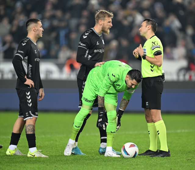 Aylar sonra bir ilk yaşandı: Trabzonspor, Sivasspor'u 4-0 yendi