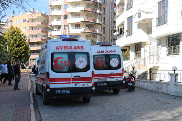 Şanlıurfa'da cinnet getiren kadın bir kızını serumla, diğer kızını silahla öldürüp intihar etti