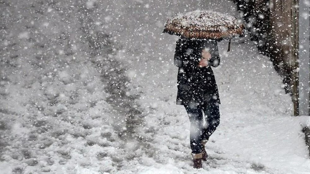 AKOM'dan İstanbul'a bir uyarı daha! Pazartesiden itibaren kar etkili olacak