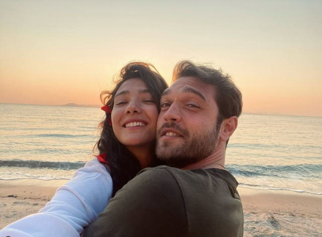 Aybüke Pusat ve Furkan Andıç'ın beklenen aşk pozu yıllar sonra geldi