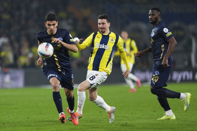 Fenerbahçe, Kasımpaşa'yı 3-1 mağlup etti