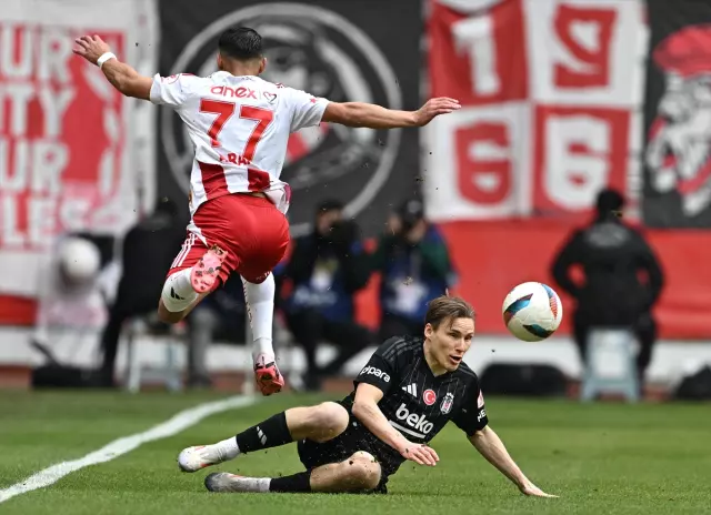 Antalyaspor'u 2-1 yenen Beşiktaş, Türkiye Kupası'nda çeyrek finale yükseldi