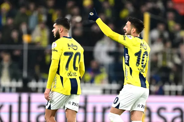 Fenerbahçe, Antalyaspor'u 3-0 mağlup etti