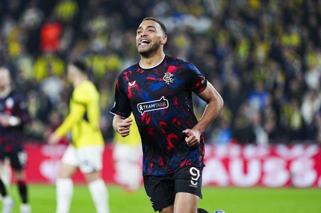 Rangers'ın Gol Sevinci Kabusa Döndü: 6 Dakikada İki Ofsayt Şoku 72 rangers in 6 dakikada buldugu 2 gol birden 18431395 8928 m