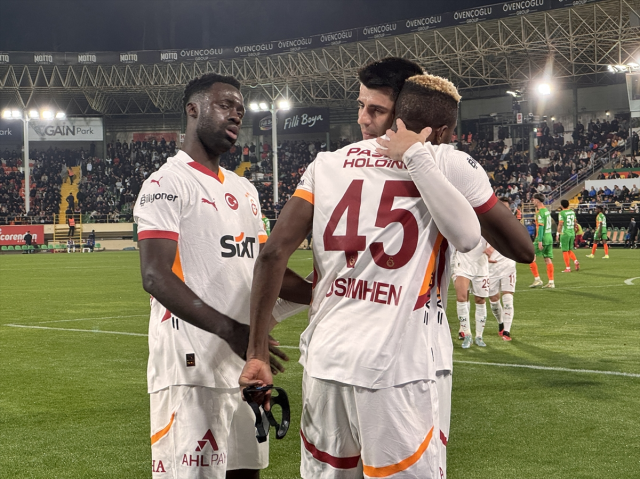 Galatasaray, Alanyaspor'u deplasmanda 2-1 yendi