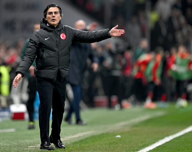 Vincenzo Montella, galibiyete rağmen temkinli: Hiçbir şey bitmedi