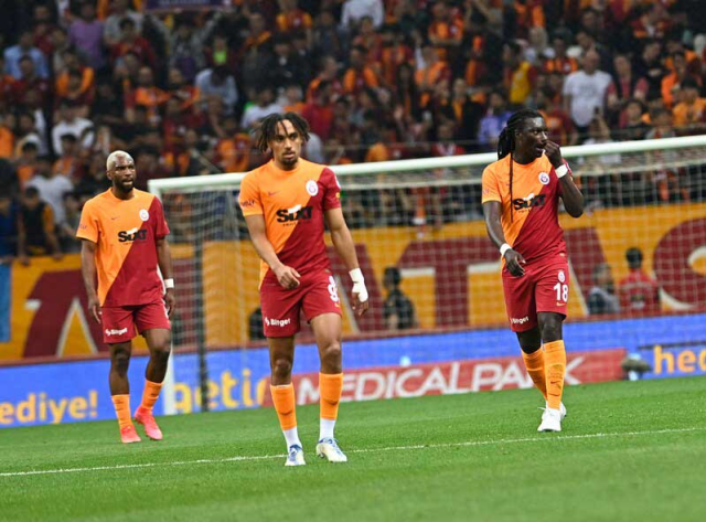 Galatasaray'da beraber oynamışlardı! Babel'den eski takım arkadaşı için olay sözler