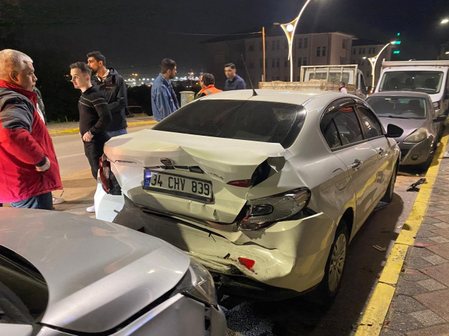 Babasının arabasını kaçıran çocuk mahalleyi savaş alanına çevirdi