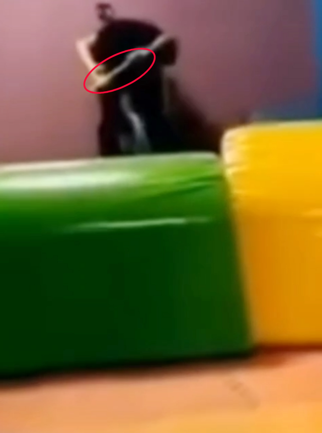 Otizmli çocuğa spor salonunda şiddet