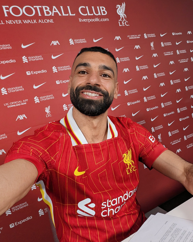 Mohamed Salah, Liverpool'da kalmak için dudak uçuklatan serveti elinin tersiyle itti