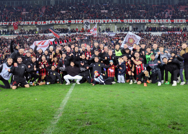 Süper Lig takımlarını kıskandıracak karşılaşma! Amatör Lig maçını 20 bin kişi izledi