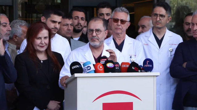 Sırrı Süreyya Önder'i ameliyat eden doktor: Şikayetini söyleyip yere yığıldı