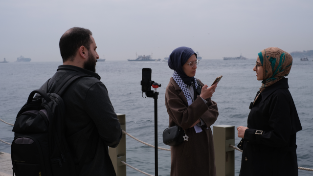 Genç Gönüllülerden Gazze İçin Sessiz Nöbet Eylemi