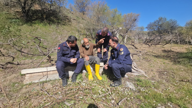 Kaybının 41. saati bulunan yaşlı adamın ambulansa binerken söyledikleri yürekleri ısıttı