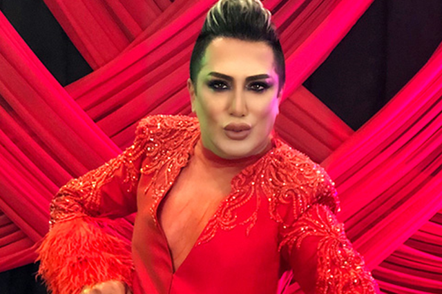 Murat Övüç konserde yere kapaklandı