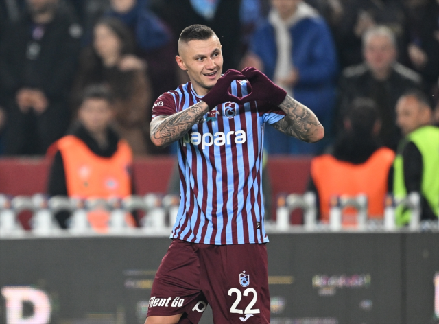 Rakip Galatasaray! Göztepe'yi 2-0 yenen Trabzonspor, Ziraat Türkiye Kupası'nda finale yükseldi