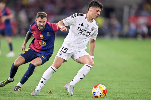 Uzatmalarda Real Madrid'i 3-2 yenen Barcelona, Kral Kupası'nı kazandı