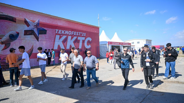TEKNOFEST Kuzey Kıbrıs'ta başladı! İlk gün 62 bin ziyaretçi