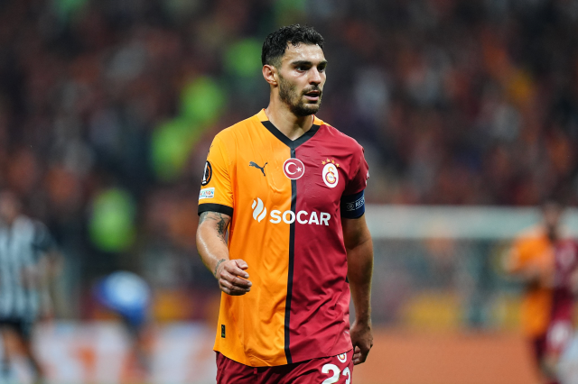 Galatasaray milli yıldızın sözleşmesini uzattı
