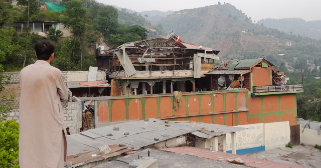 Pakistan, Hindistan'ın saldırıları sonrası orduya 'karşılık verme' yetkisi verdi