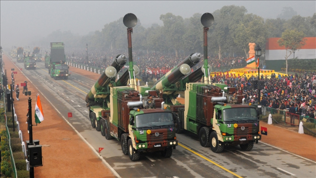 Savaş başladı! İşte Hindistan ve Pakistan askeri güç karşılaştırması Savaş başladı! İşte Hindistan ve Pakistan askeri güç karşılaştırması